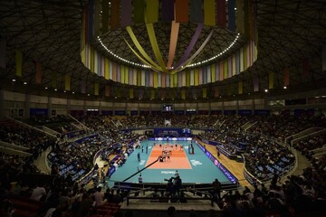 لیگ برتر بدون پیکان و سایپا/داورزنی:چطور میلیاردی برای فوتبال خرج می‌کنند؟