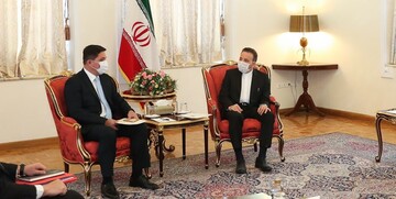 واعظی: اراده ایران حمایت از دولت قانونی ونزوئلا است
