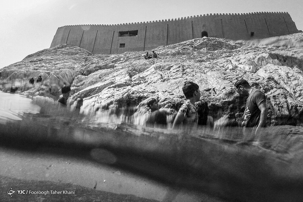 غرق در کرونا