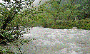 هشدار سازمان هواشناسی مبنی بر بالا آمدن ناگهانی آب رودخانه‌ها در چند استان