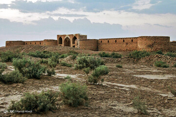 ایرانِ ما؛ کاروانسرای دِیرِ گچین