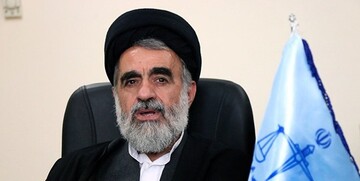 اولین جلسه دادگاه اخلال ارزی ۶۰ میلیون یورویی/ تشکیل مثلث مجرمانه توسط پدر و ۲ پسر