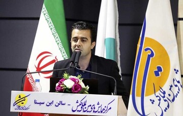 گفت و شنودی کوتاه با شاعر جوان ساکن کیش 