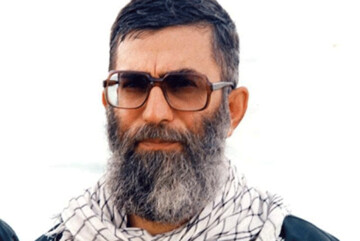 ببینید | تصاویری از رهبر انقلاب در جبهه‌های دفاع مقدس 