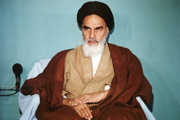 توصیه مهم امام خمینی به بنی صدر : بیش‌‎ ‎‌از این خودت را تباه نکن