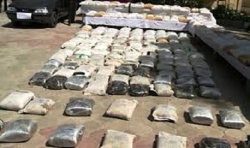کشف محموله سنگین ۹۵۰ کیلویی مرفین در گناباد 