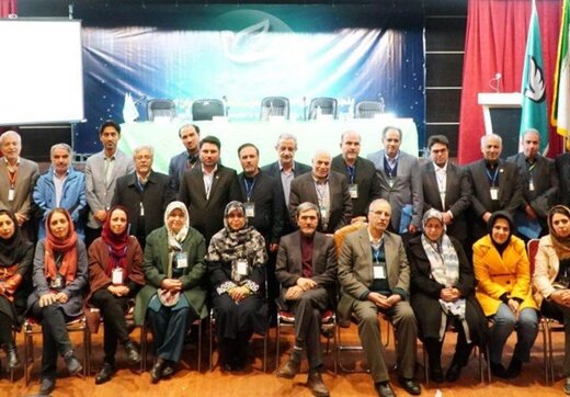 دومینوی استفعا در حزب اصلاح طلب به راه افتاد دومینوی استفعا در حزب اصلاح طلب به راه افتاد