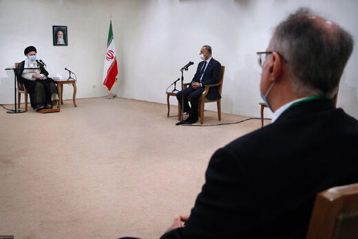 دروغ بی‌بی‌سی فارسی درباره محل ملاقات رهبر انقلاب با نخست وزیر عراق برملا شد +عکس