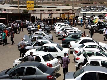 آخرین قیمت‌ها در بازار خودروهای پرفروش/ ۴۰۵ به ۱۴۰ میلیون تومان رسید