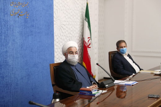 روحانی: بخش دولتی باید پیشتاز مقابله با گرانی باشد