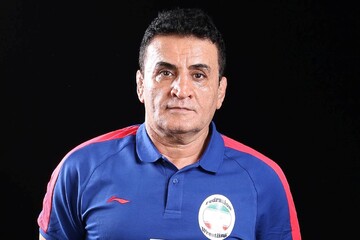 واکنش محمد بنا به حمله گازانبری هواداران استقلال!