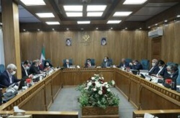 تعیین نحوه حل و فصل اختلاف ها و دعاوی قراردادهای سازمان های مناطق آزاد