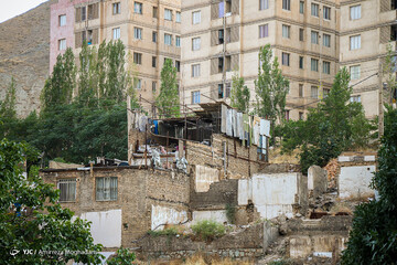 همسایگی کاخ و کوخ