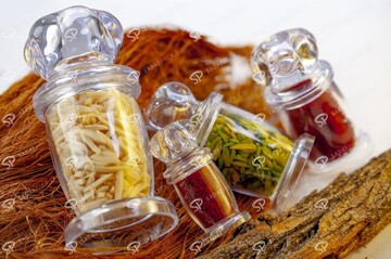 خرید عمده ظروف زعفران