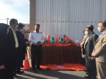 بعد از ۱۲ سال آتش نشانان به لباس های استاندارد نزدیکی به آتش مجهز شدند