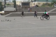 ببینید | دانشجوی ایرانی با دوچرخه به مسکو رسید