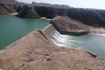 احداث بندهای خاکی در حوزه کوه زر شهرستان دامغان 