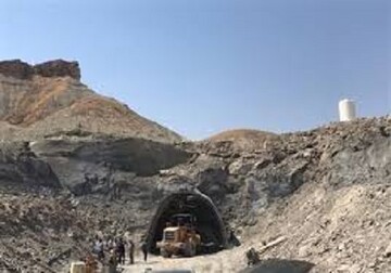 تپه اشرف؛ سیمای باستانی شهر اصفهان/ ارزش‌های تاریخی فراموش شده در دست احیا است 