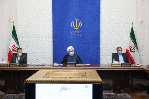 روحانی:دو جریان‌تحریف وتحریم بدنبال توقف‌حرکت اقتصادی کشور است