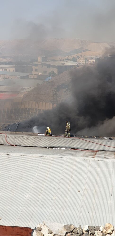 آتش سوزی در شهرک صنعتی جاجرود