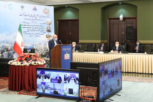 مراسم بهره برداری از طرح های ملی وزارت نفت