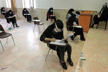 ببینید | حواشی آزمون کارشناسی ارشد ۹۹ با رعایت پروتکل‌های بهداشتی