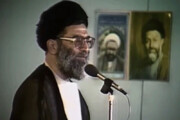 ببینید | شرح ماجرای غدیر خم توسط آیت‌الله خامنه‌ای در نماز جمعه سال ۶۶