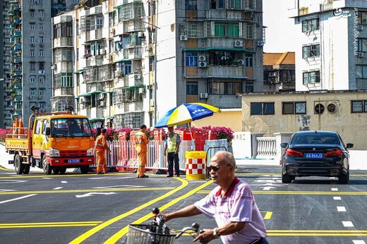 خانه‌ای در وسط اتوبان