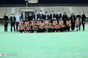 جشن قهرمانی تیم فوتبال بانوان شهرداری بم