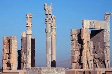 کشف ۱۳ اسکلت در فصل چهارم کاوش آبراهه‌های تخت جمشید 
