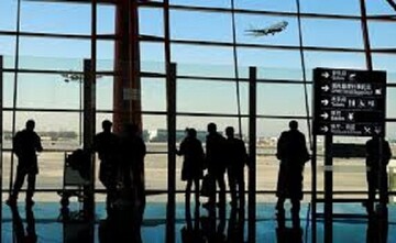 نظارت بر رعایت ضوابط بهداشتی در فرودگاه بین المللی کیش 