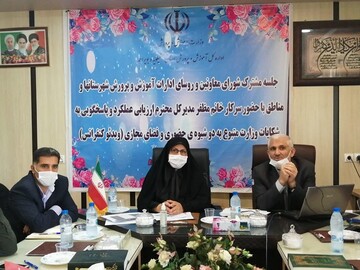افتتاح و رونمایی میز خدمت  الکترونیک و سامانه انتقادات و پیشنهادات شاد در کهگیلویه و بویراحمد