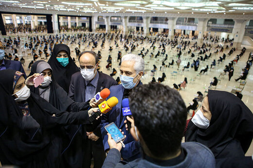 وزیر علوم: بنای تعطیلی و انحلال هیچ دانشگاهی را نداریم