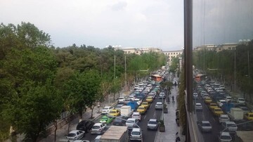 ترافیک نیمه سنگین در شهریار-تهران/ بارش باران در محورهای مازندران