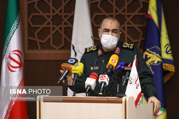 تصاویر | تجلیل از مدافعان سلامت به مناسبت روز پزشک