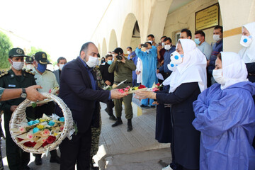 آیین تجلیل از پزشکان و کادر بهداشتی درمانی دانشکده علوم پزشکی شوشتر برگزار شد