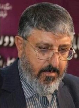 پیام تبریک نادر منتظریان به مناسبت هفته دولت و روز کارمند