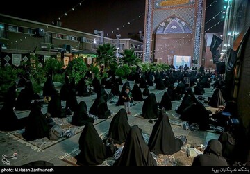 عزاداری شب چهارم محرم در هیئت عشاق الحسین (ع)