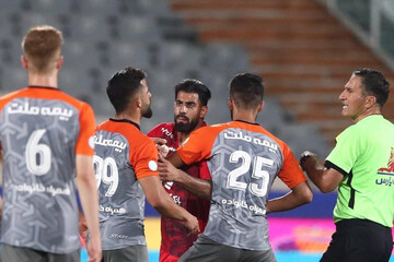 نگرانی پرسپولیسی‌ها از داوری دربی
