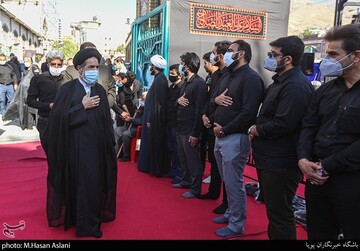 حسینیان