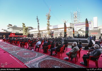 حسینیان