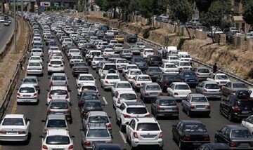 تمام جاده‌های شمال شلوغ است