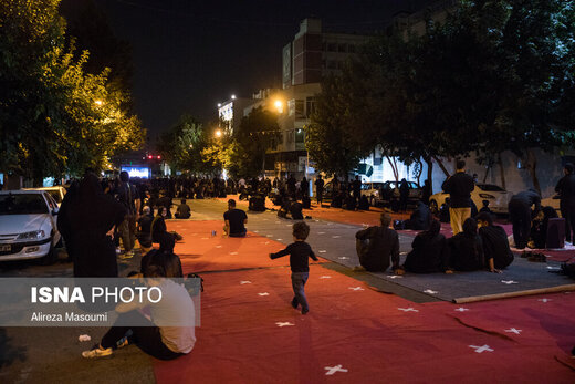 آیین عزاداری حسینی در میدان امام خمینی