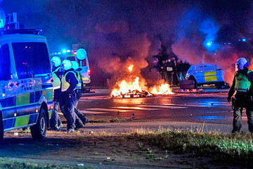 تصاویر | شورش در سوئد در اعتراض به آتش زدن قرآن  