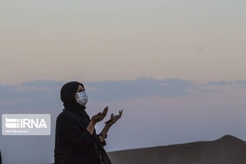 ‌به یاد صحرای کربلا؛ عزاداری در کویر خوریان