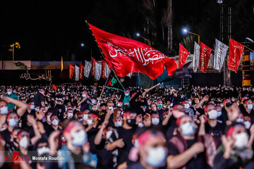 عزاداری شام غریبان در هیئت ریحانه الحسین (ع)
