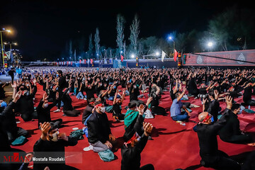 عزاداری شام غریبان در هیئت ریحانه الحسین (ع)