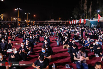 عزاداری شام غریبان در هیئت ریحانه الحسین (ع)