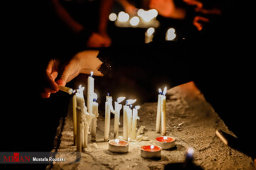 تصاویر | عزاداری شام غریبان در هیئت ریحانه الحسین (ع) 