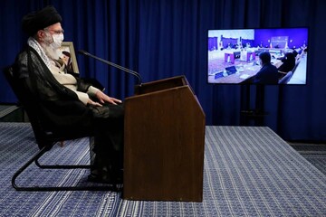 اولین تصویر از ارتباط ویدئوکنفرانسی رهبر انقلاب با سی و چهارمین اجلاس مدیران آموزش و پرورش 